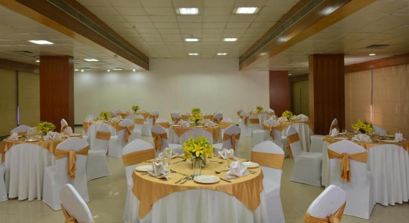 J P Cordial Hotell Bangalore Exteriör bild