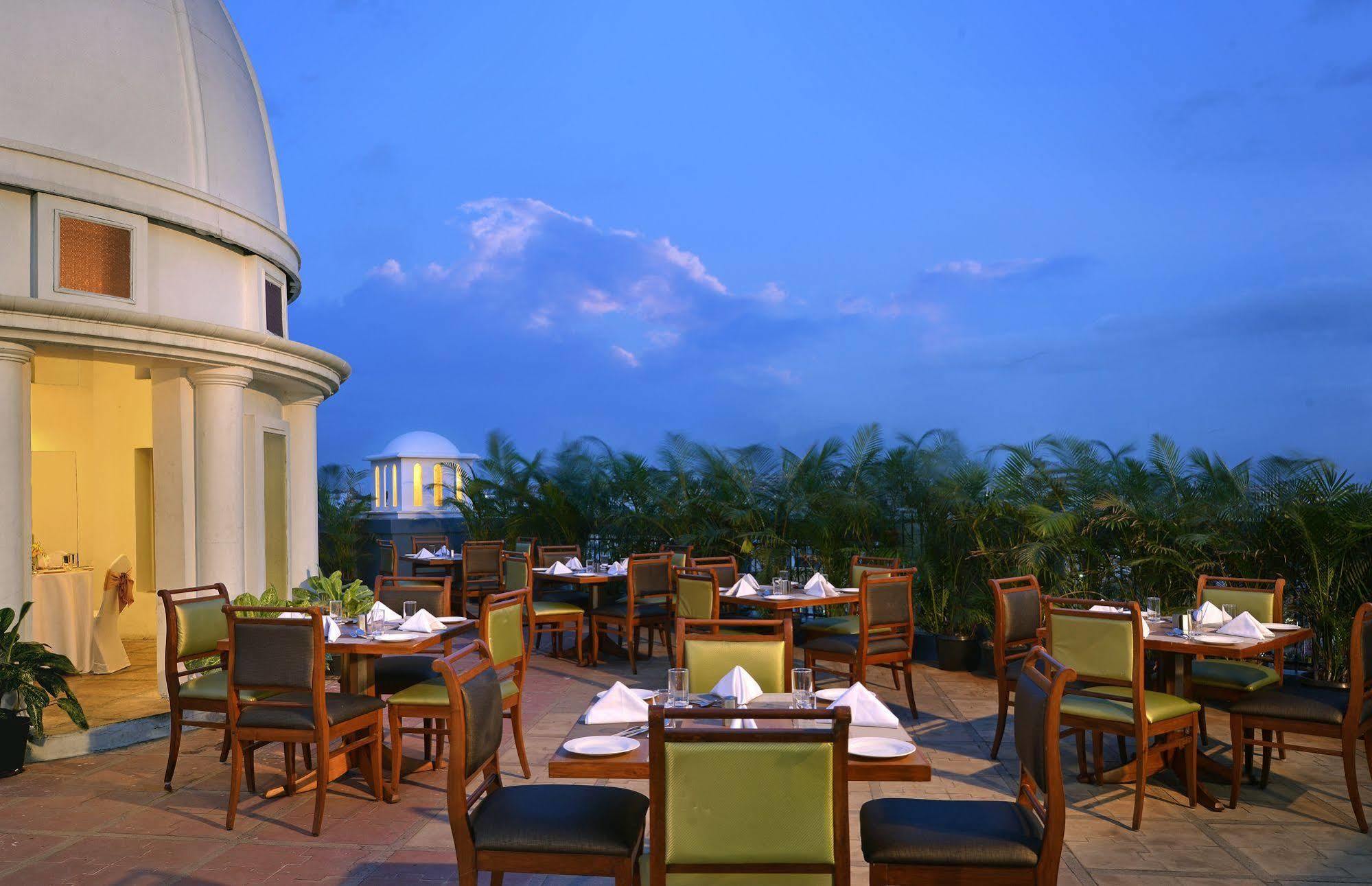 J P Cordial Hotell Bangalore Exteriör bild